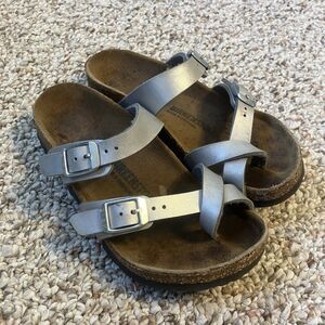 Birkenstock Mayari Girls Sandals Size 29 Silver Straps Cork Summer Outdoors